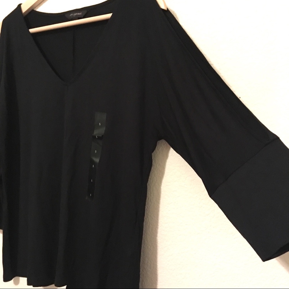 Banana Republic Top - Picture 3 of 6